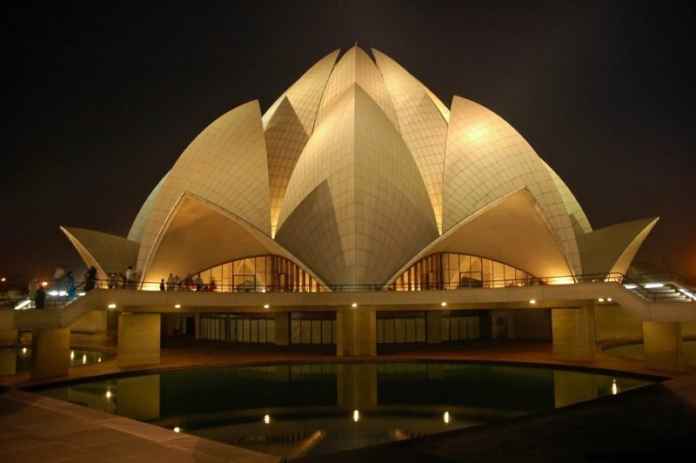 lotus temple delhi