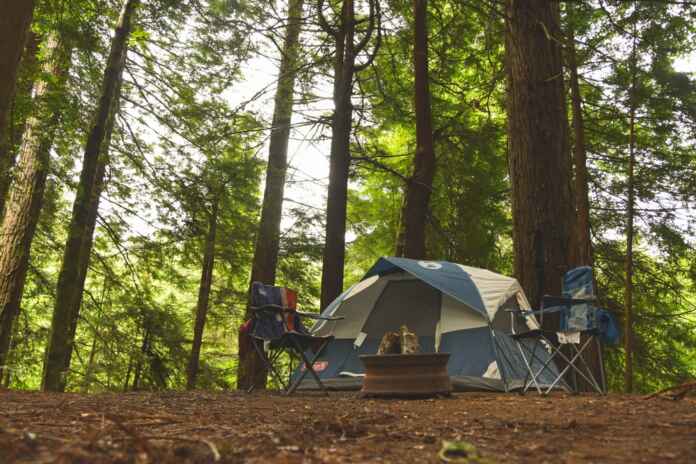 sustainable camping tips